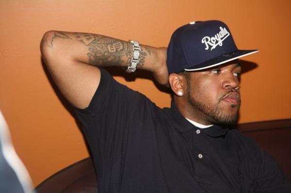 Lloyd Banks – Flight School Freestyle