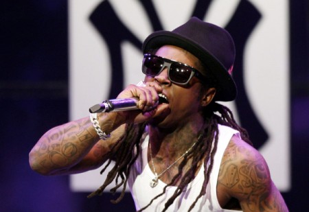 Lil Wayne ft. Kevin Rudolf – Spit