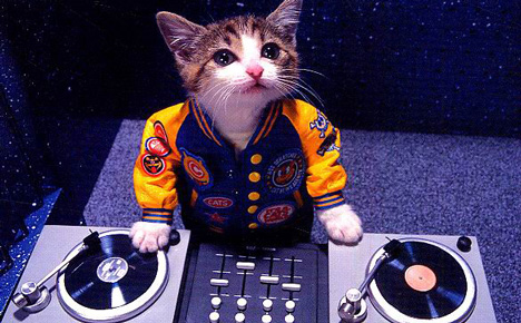 DJ Hero – Jay Z & Eminem – Commercial